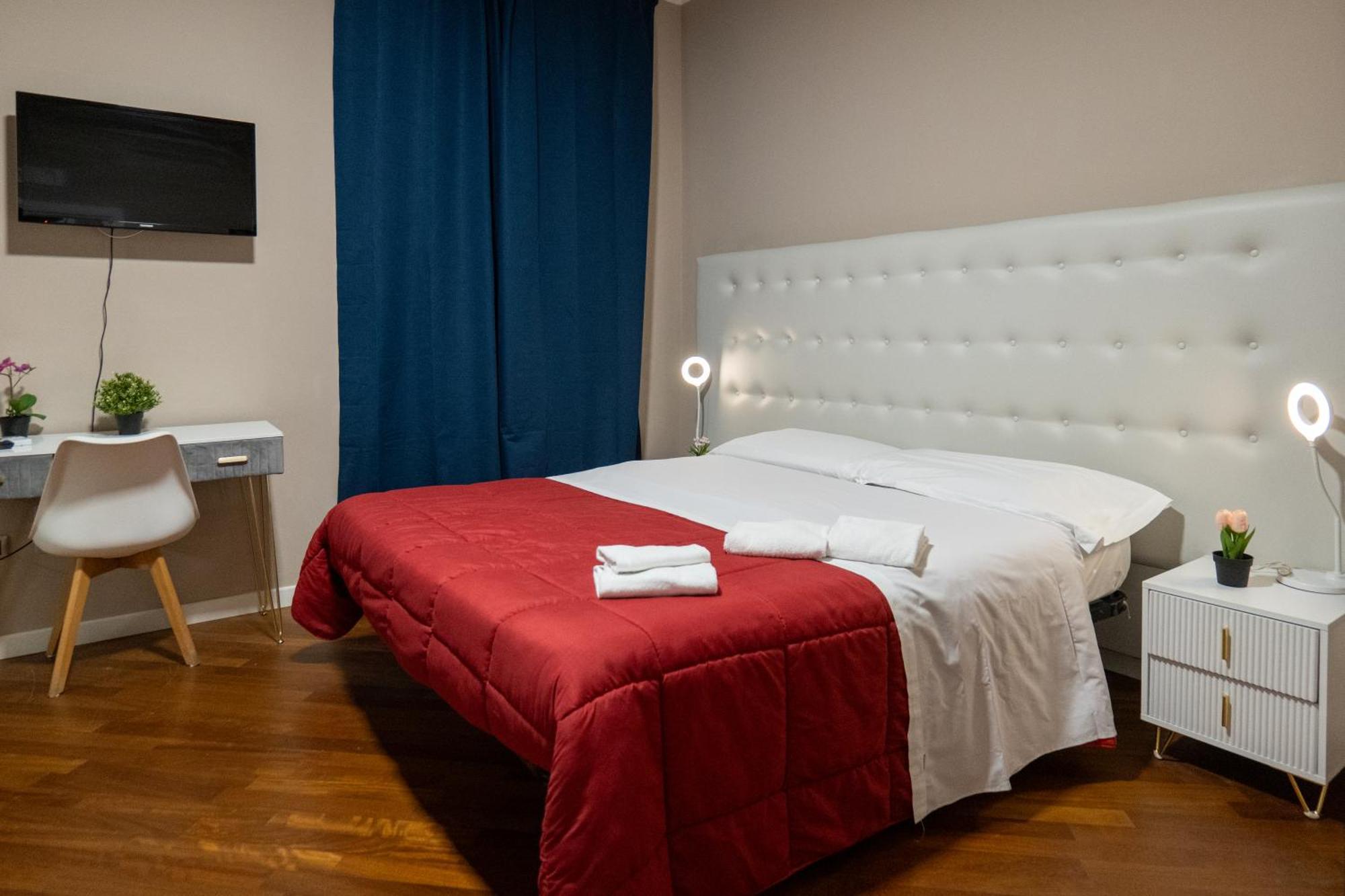 Dalmazia 33 Hotel Salerno Ngoại thất bức ảnh