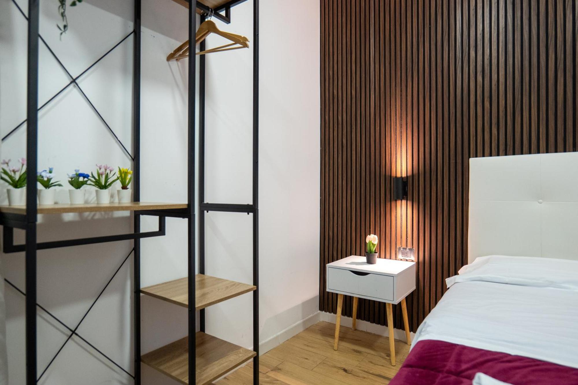 Dalmazia 33 Hotel Salerno Ngoại thất bức ảnh