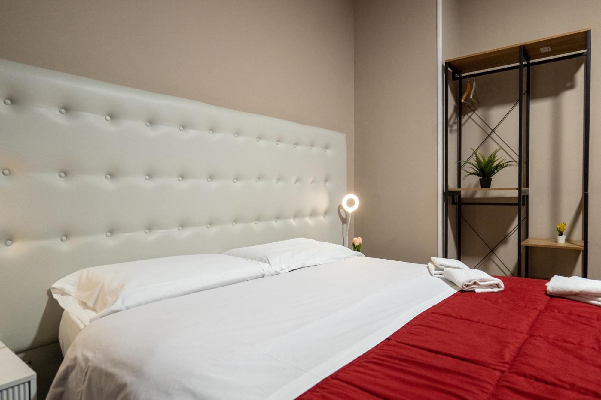 Dalmazia 33 Hotel Salerno Ngoại thất bức ảnh