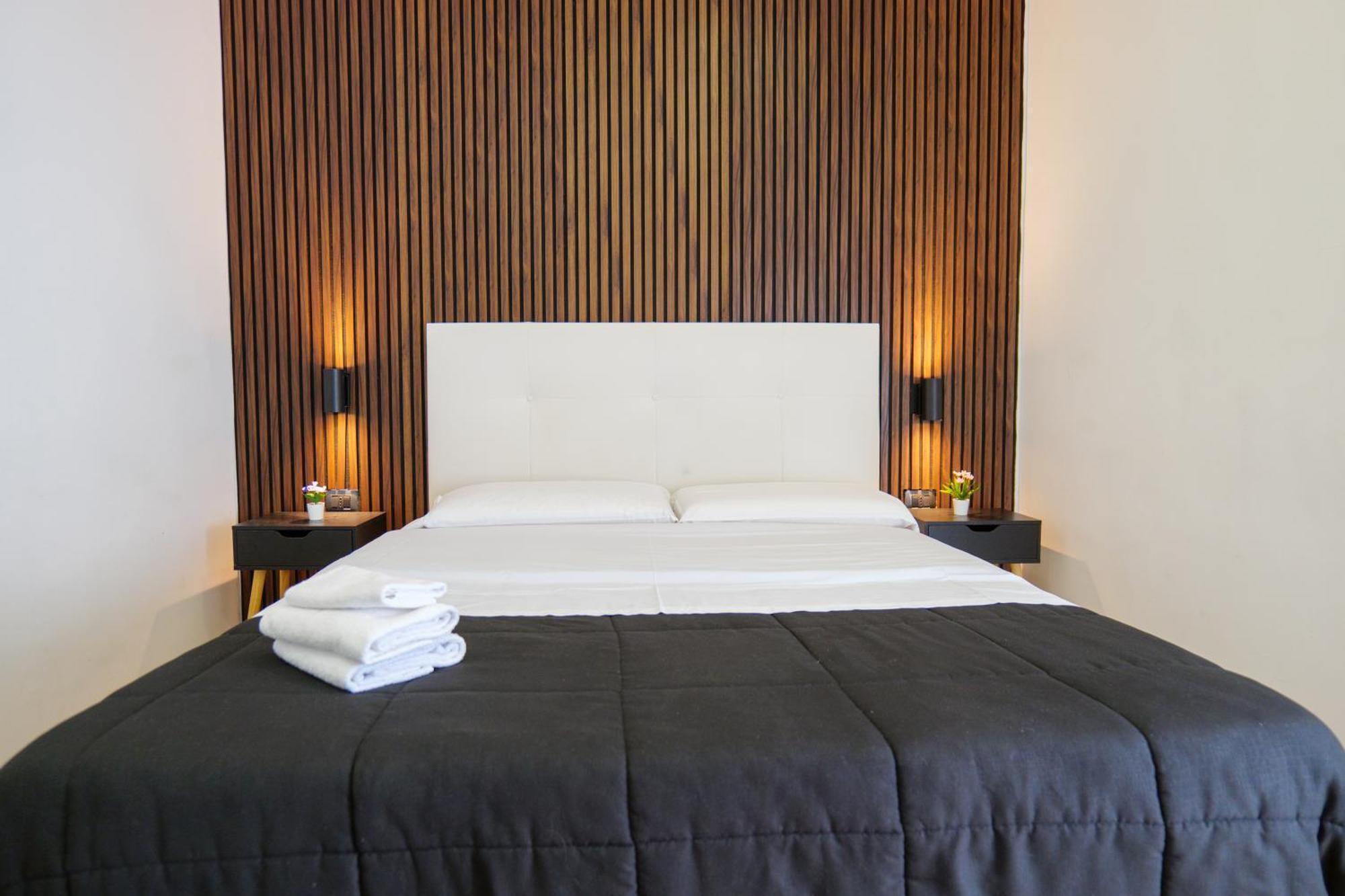 Dalmazia 33 Hotel Salerno Ngoại thất bức ảnh