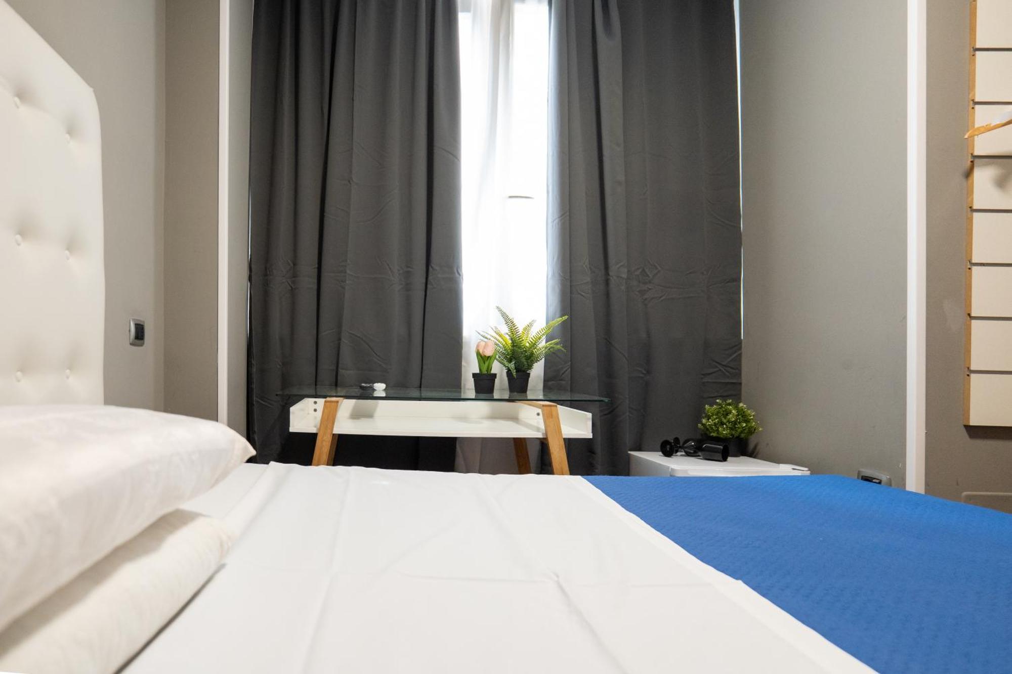 Dalmazia 33 Hotel Salerno Ngoại thất bức ảnh